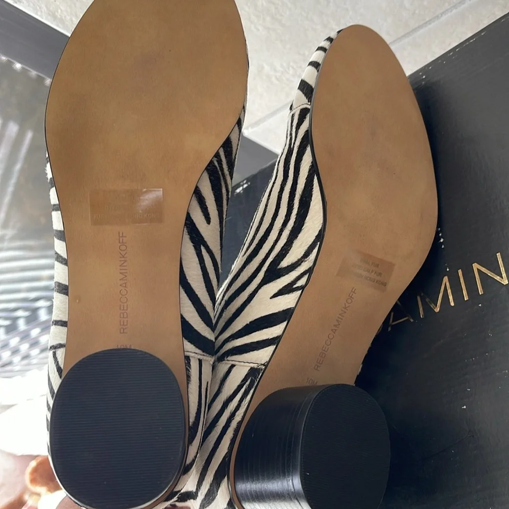 Rebecca Minkoff Zebra Animal Print Low Heel Izettetoo Boots size 10 - Picture 6 of 6